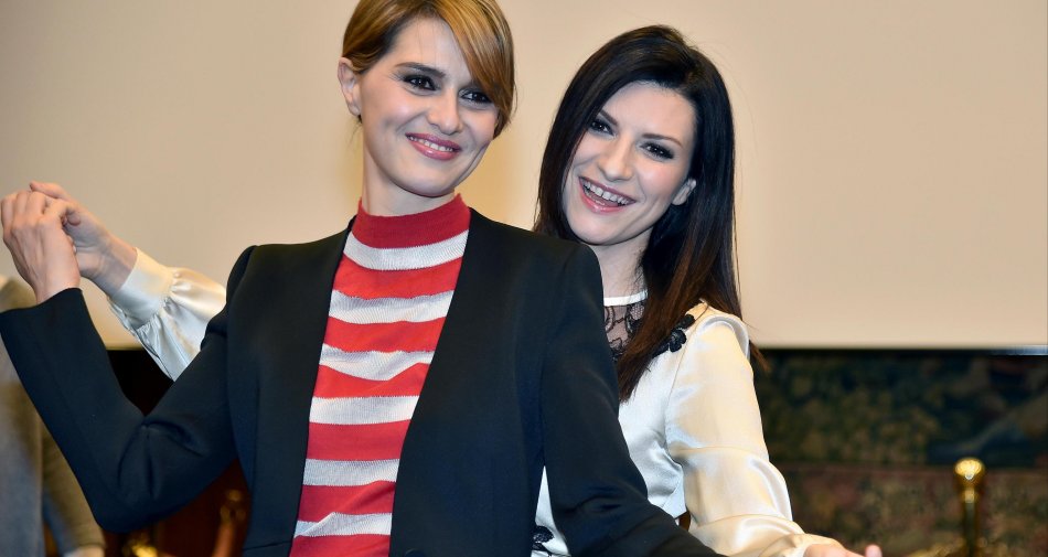 paola cortellesi studi la gazzetta di francesco paola cortellesi e laura pausini paola cortellesi studi la gazzetta di francesco paola cortellesi e laura pausini