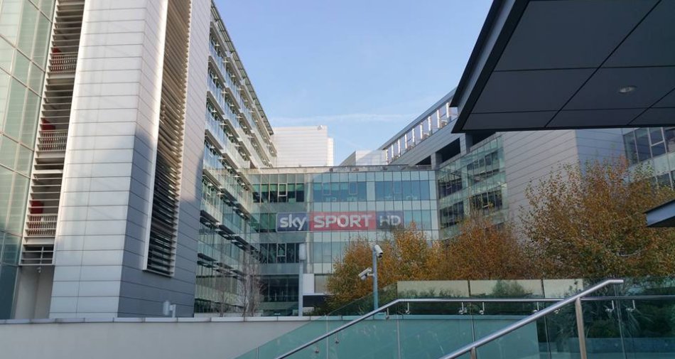 Foto - Attivati i canali Vetrina Sky su Mediaset Premium: Sky Uno e Sky Sport (anche in HD)