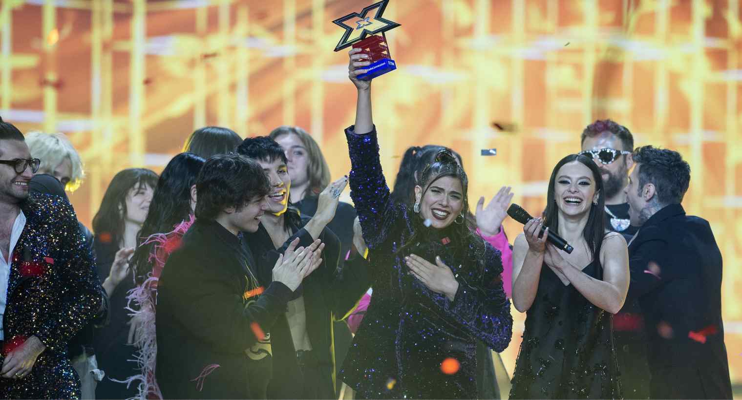 Foto - SARAFINE Vincitrice X Factor 2023 (Sky, NOW e TV8) poi gli Stunt Pilots, Il Solito Dandy, Maria Tomba