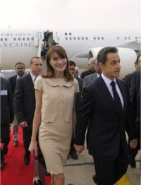 Carla Bruni, la signora di Francia: speciale SKY Uno sulla Première dame Carla Bruni, la signora di Francia: speciale SKY Uno sulla Première dame