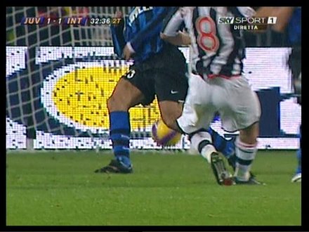 Immagine di Sky Sport - i telecronisti della 30esima giornata di Serie A - Scopri su Sky Italia