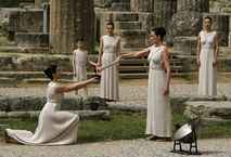 Immagine di Giochi, proteste ad Olimpia, tv cinese censura le immagini - Scopri su Televisione