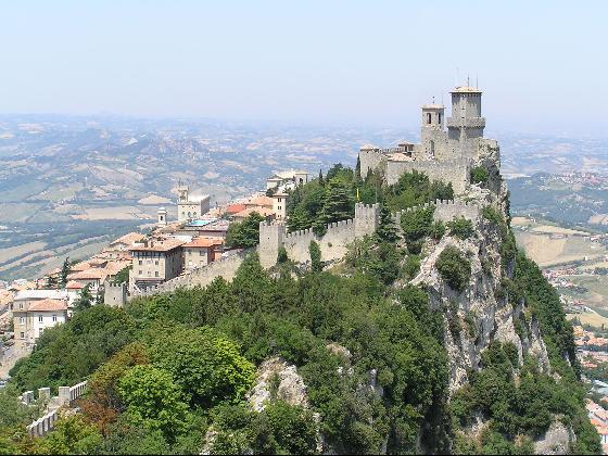 Visualizza: San Marino, Sky 'condona' le schede taroccate e si accorda con i locali pubblici su Digital-News.it San Marino