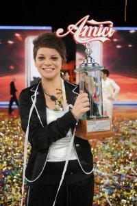 Visualizza: Amici di Maria De Filippi 8: trionfa Alessandra Amoroso, secondo Valerio Scanu su Digital-News.it Immagine di Amici di Maria De Filippi 8: trionfa Alessandra Amoroso, secondo Valerio Scanu