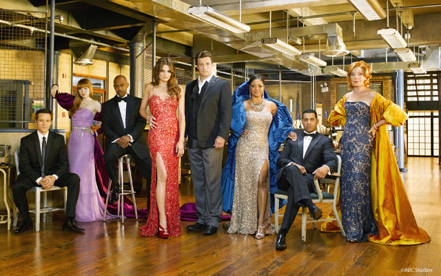 Ritorna su FoxLife laffascinante coppia di investigatori composta dalla detective Kate Beckett (Stana Katic) e dallo scrittore Richard Castle (Nathan Fillion).