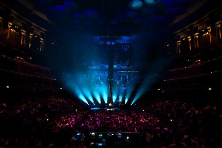 Claudio Baglioni alla Royal Albert Hall: il concerto di Londra su SKY Uno