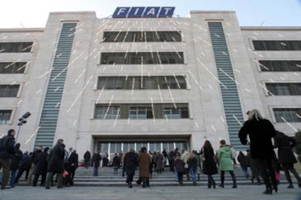 Matrix Live questa sera su Canale 5 dallo stabilmento Fiat di Mirafiori