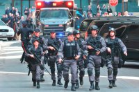 Immagine di Tris d&#039;assi per AXN con le nuove serie tv: Flashpoint, The Border e Alias