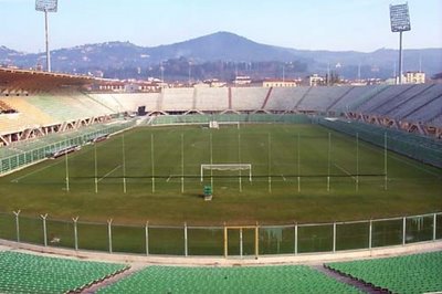 Calcio, i nuovi calendari (Rai2), Milan-Bayern (Canale 5) e Fiorentina-PSG (Sky)