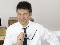Visualizza: Fabrizio Frizzi promosso, i 'Soliti ignoti' conquistano la prima serata di Rai1 su Digital-News.it Fabrizio Frizzi promosso, i 'Soliti ignoti' conquistano la prima serata di Rai1