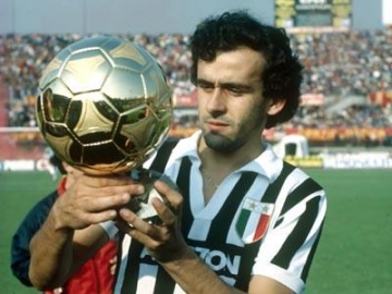 Domenica di Calcio in tv - il Milan sfida Beckham, in campo anche Juve e Inter Domenica di Calcio in tv - il Milan sfida Beckham, in campo anche Juve e Inter