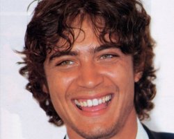 Visualizza: SKY Cinema intervista Riccardo Scamarcio su Digital-News.it Riccardo Scamarcio