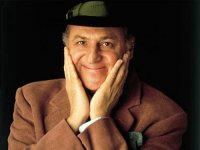 Rai5, il giovedì sera spazio alla tv d'autore con Renzo Arbore
