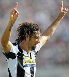 Immagine nel testo correlata a: Sabato in Serie A: Napoli - Udinese (18.15) e Juventus - Cagliari (ore 20.45)
