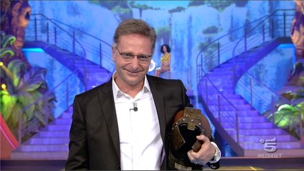 Ciao Darwin 6 (Canale 5): con Paolo Bonolis la sfida Aldilà vs Aldiqua