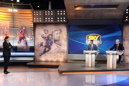 Immagine di Il Venerdìtoriale - La nuova vita di SKY Calcio Show condotto da Fabio Caressa - Scopri su Sky Italia