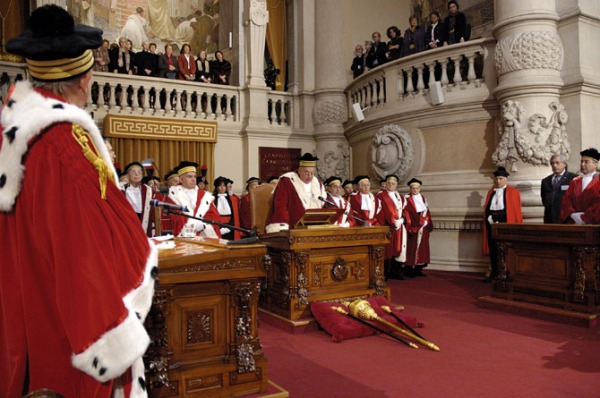 Visualizza: Cassazione: tra politici in tv basta a risse e linguaggi troppo aggressivi su Digital-News.it Cassazione: tra politici in tv basta a risse e linguaggi aggressivi