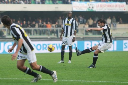 Immagine nel testo correlata a: 30a giornata di Serie A: e Calcio Day (in tv su SKY, Mediaset Premium e Dahlia)