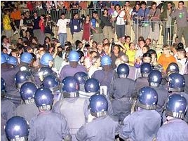 Immagine di Il Seme della Follia, su La7 il film sui fatti al G8 di Genova del 2001