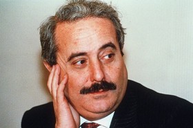 Immagine nel testo correlata a: Sicilia e La7 insieme per ricordare Falcone e la sua scorta
