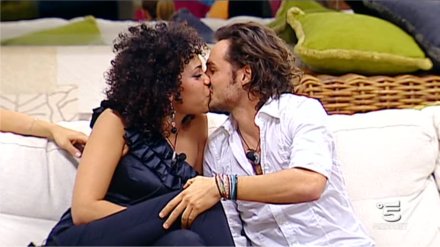 Diario GF10 #15 - Confronti Mauro v Sarah e Daniele v Massimo, eliminato Nicola