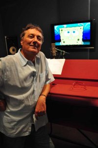 Enzo Iacchetti doppiatore speciale di Spongebob su Nickelodeon (Sky canale 604)