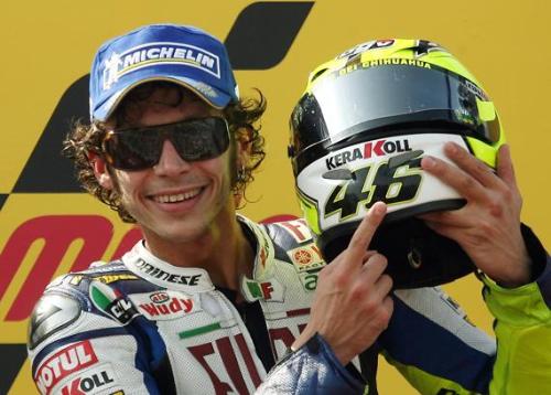 Sveglia all'alba per il Motociclismo in diretta da Motegi su Italia 1