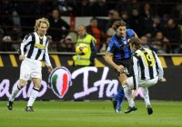 Sabato in Serie A: Genoa-Lazio e Juventus-Inter (SKY Sport e Mediaset Premium)