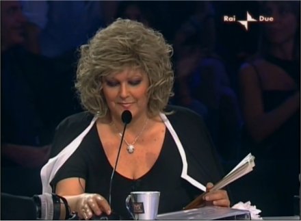 Visualizza: X Factor 3 - la Semifinale con Elio e le storie Tese, Gigi D'Alessio e i Finley su Digital-News.it X Factor 3 - la Semifinale con Elio e le storie Tese, Gigi D'Alessio e i Finley