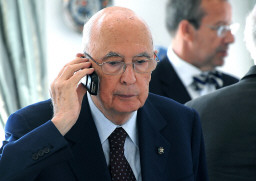 Immagine di Caso Rai-Sky, irritato il presidente Napolitano, sindacati pronti allo sciopero