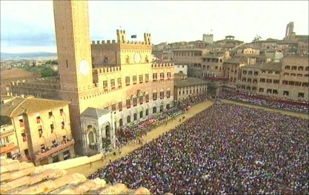 Palio di Siena Luglio 2009: in diretta oggi pomeriggio su RaiDue