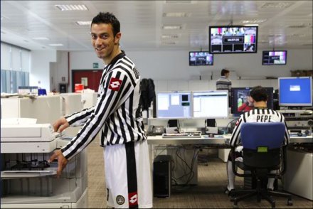 Immagine di Sky Sport 24, la Casa dello Sport - i nuovi spot con protagonisti Mutu e Pato