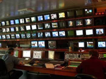 Crisi Dahlia Tv - La redazione scrive una lettera a Silvio Berlusconi