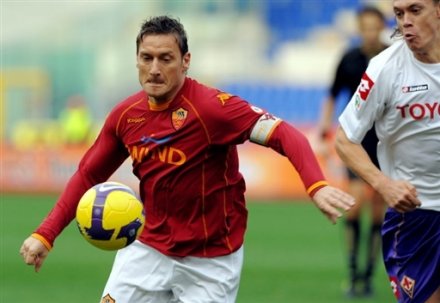 Serie A 4a giornata: Cagliari-Inter, Roma-Fiorentina (Sky, Premium, Dahlia) Serie A 4a giornata: Cagliari-Inter, Roma-Fiorentina (Sky, Premium, Dahlia)