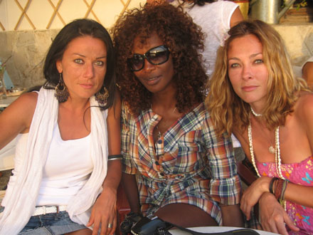 ''Sailing Women'', su Y&S (ch. 430 di Sky) il viaggio per mare di tre bellissime Immagine nel testo correlata a: ''Sailing Women'', su Y&S (ch. 430 di Sky) il viaggio per mare di tre bellissime
