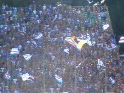 Sampdoria in festa dopo la vittoria a Siena