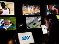 Fli interroga Romani sulla partecipazione di Sky al ''beauty contest'' digitale