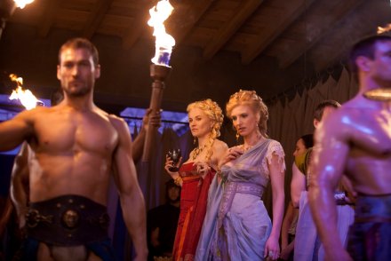 Spartacus, Sangue e Sabbia: su SKY Uno sesso e sangue nell'antica Roma