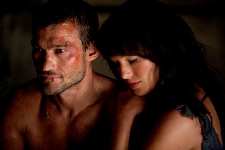 Spartacus, Sangue e Sabbia: su SKY Uno sesso e sangue nell'antica Roma