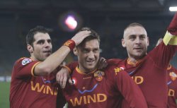 Visualizza: Speciale sui 200 gol di Totti con la Roma su Sky Sport 1 su Digital-News.it Totti