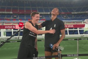 Video Olimpiadi Tokyo 2020 Discovery+ | Max Kruse, proposta di matrimonio in diretta tv