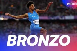 Foto - Video Olimpiadi Parigi 2024 Discovery+ | Atletica Salto in lungo - BRONZO | Mattia Furlani