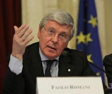 Immagine nel testo correlata a: Ministro Romani: ''sì ad aumento incentivi per le tv locali se da gara oltre 2,4 mld''