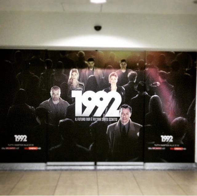 Guerrilla Marketing per #1992LaSerie su Sky Atlantic HD (con foto)