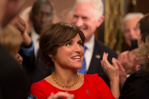Veep 4a stagione, tornano su Sky Atlantic HD le divertenti peripezie di Selina Meyer