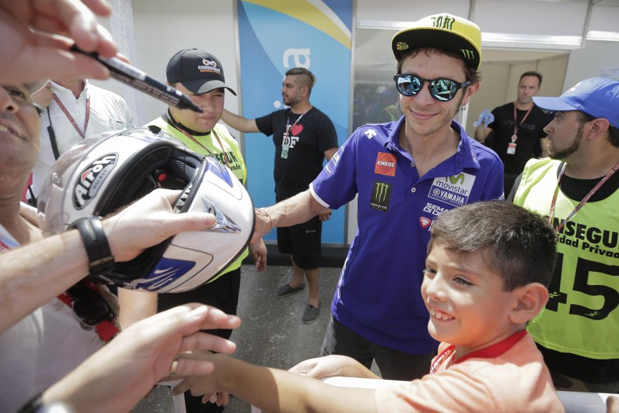 #SkyMotori, oggi in esclusiva Qualifiche dal Bahrain (Sky Sport F1 HD) e Argentina (Sky Sport MotoGP HD)