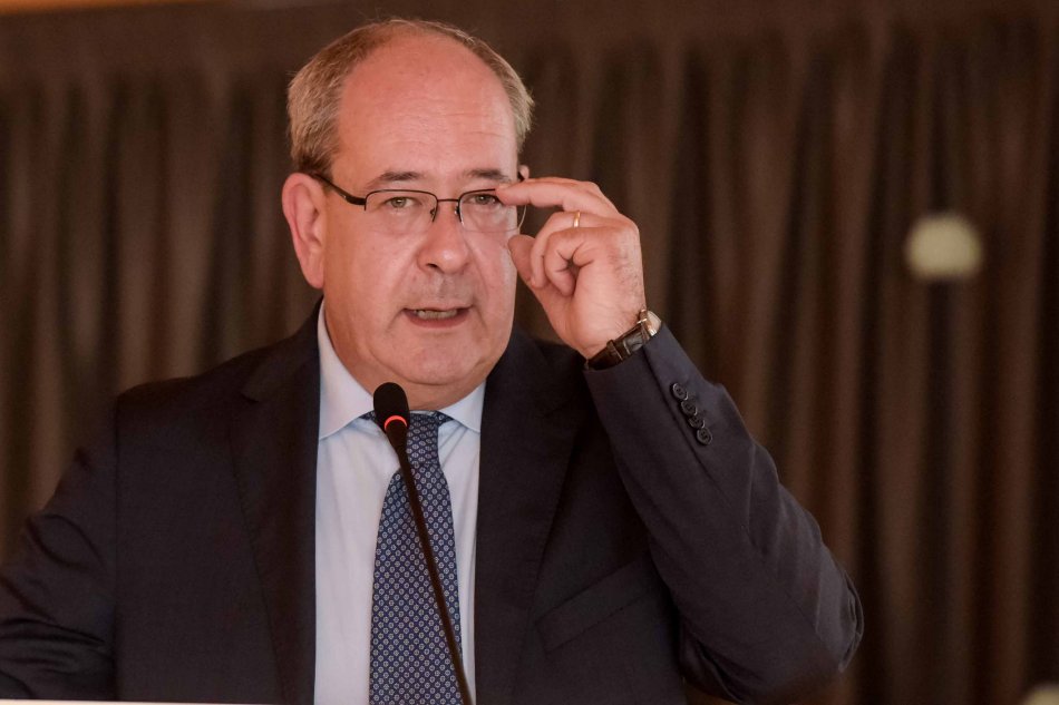 Giacomelli: «Nuove risorse alle tv locali ma non con gettito a pioggia»