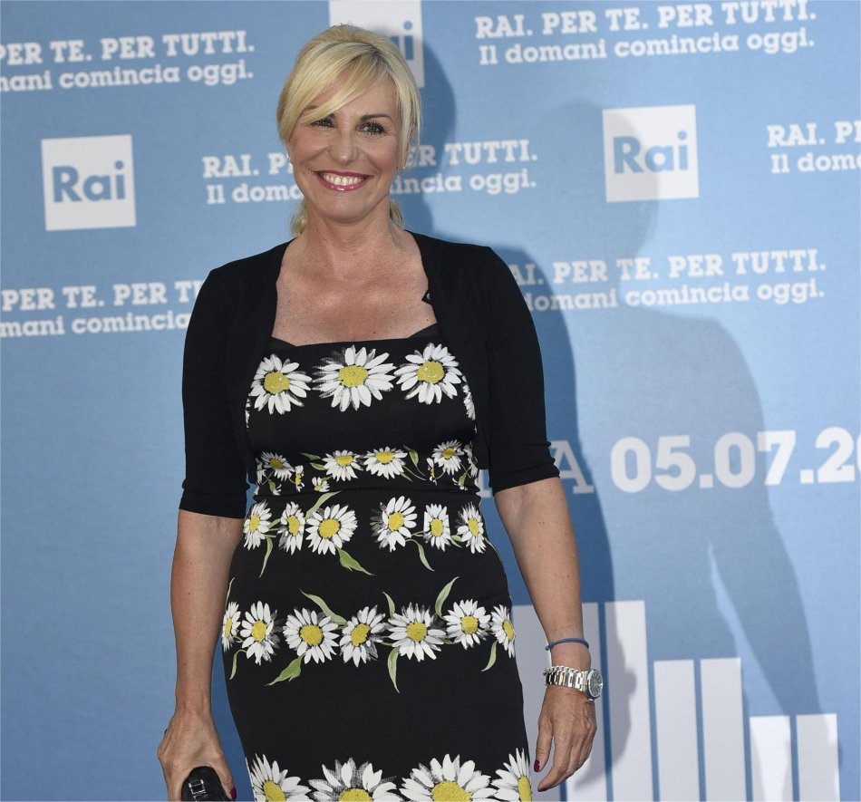 Antonella Clerici: «Torno a Settembre ai fornelli di Rai 1 e progetto due novità»