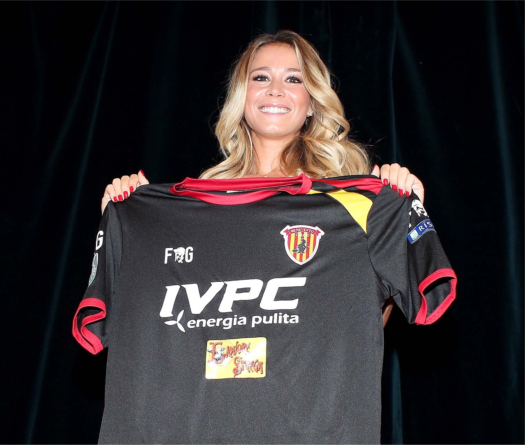 Entusiasmo a Benevento per l'arrivo della Serie B in diretta esclusiva Sky Sport 