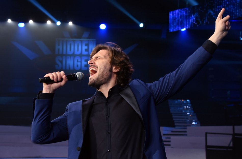 Hidden Singer Italia, su NOVE lo show che celebra le star della musica italiana